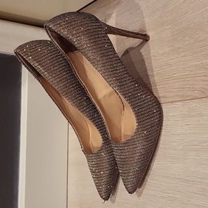 Cablos Gold sparkly heels